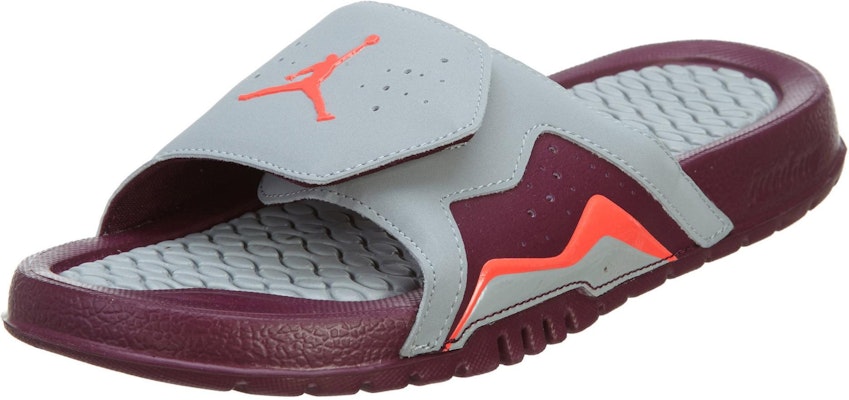 (小学款) Air Jordan Hydro 7 复刻凉鞋 '波尔多' 705469-025 Lookbook (小学款) Air Jordan Hydro 7 复刻凉鞋 '波尔多' 705469-025