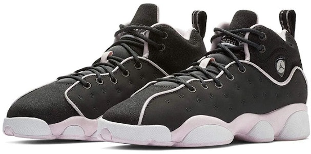 (Kanak-kanak) Air Jordan Jumpman Team 2 'Hitam Pink Foam' 820276-060 Lookbook (Kanak-kanak) Air Jordan Jumpman Team 2 'Hitam Pink Foam' 820276-060