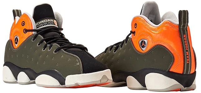 GS エアジョーダン ジャンプマン チーム2 BG "トワイライト" 820273-300 Lookbook GS エアジョーダン ジャンプマン チーム2 BG "トワイライト" 820273-300