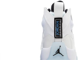(Akas Sepatu) Air Jordan Jumpman Two Trey 'Legend Blue' DQ8431-104 Sizing (Akas Sepatu) Air Jordan Jumpman Two Trey 'Legend Blue' DQ8431-104