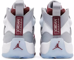 (Academia) Air Jordan Jumpman Two Trey 'Blanco y Rojo Cereza Madera' DQ8431-103 Details for (Academia) Air Jordan Jumpman Two Trey 'Blanco y Rojo Cereza Madera' DQ8431-103