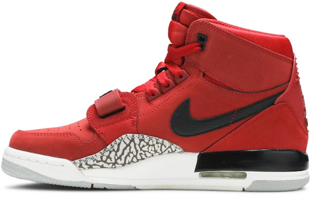 (Grade School) Air Jordan Legacy 312 'Toro' AT4040-601 Lookbook (Grade School) Air Jordan Legacy 312 'Toro' AT4040-601