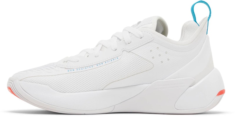 (Kanak-Kanak) Air Jordan Luka 1 'Legenda 7' DQ6513-104 Lookbook (Kanak-Kanak) Air Jordan Luka 1 'Legenda 7' DQ6513-104