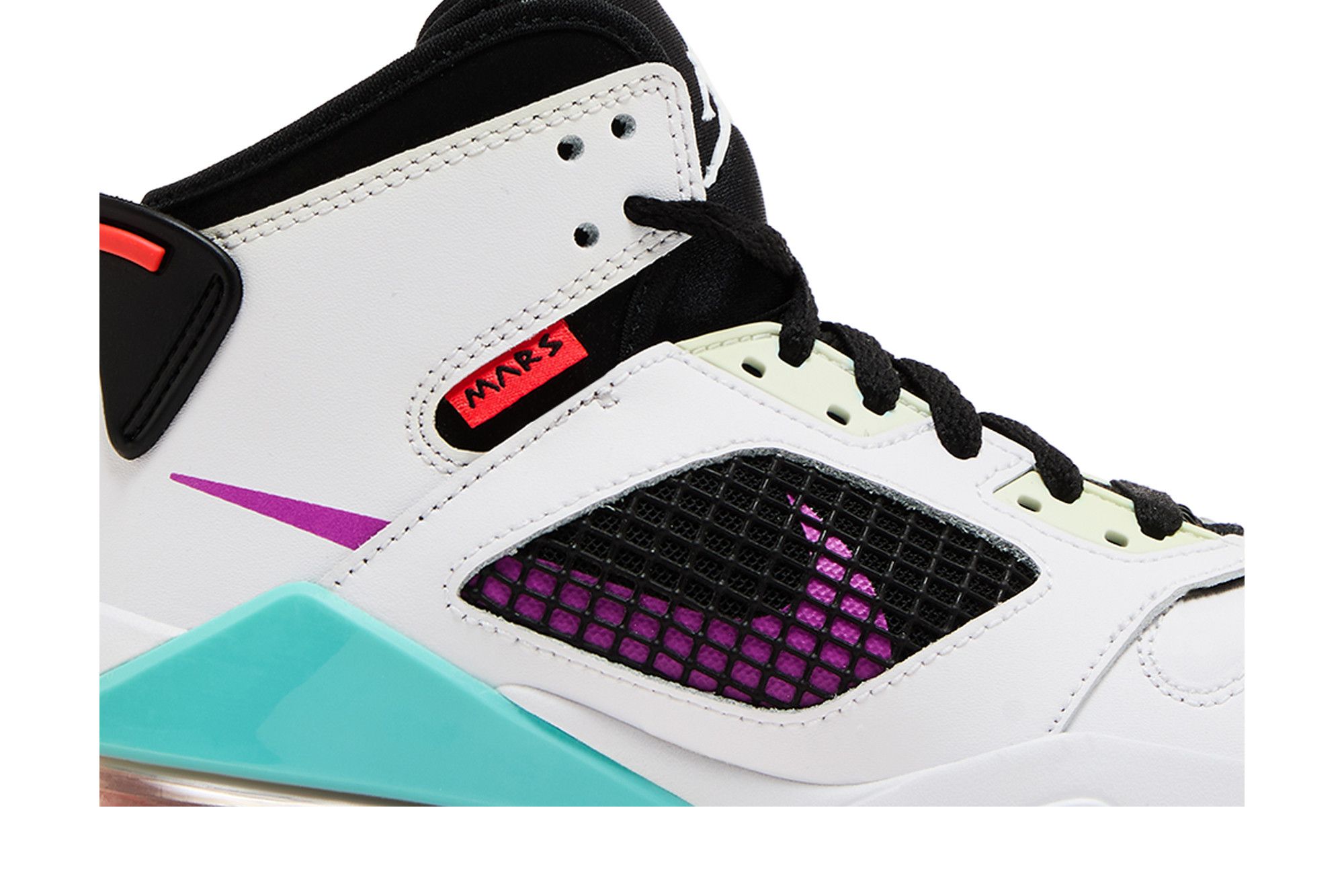 Order (Kanak-kanak) Air Jordan Mars 270 'Putih Hyper Violet' BQ6508-102