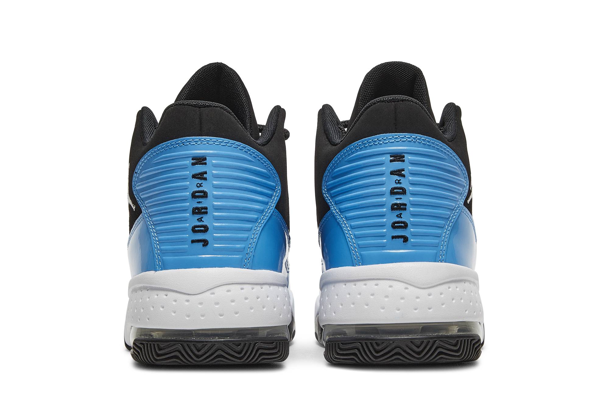 Details for GS エア ジョーダン マックス オーラ 2 "黒/ユニバーシティブルー" CN8094-041