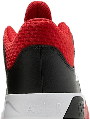 Air Jordan Max Aura 3 'Bred' (Kanak-Kanak Sekolah) DA8021-006 Sizing Air Jordan Max Aura 3 'Bred' (Kanak-Kanak Sekolah) DA8021-006