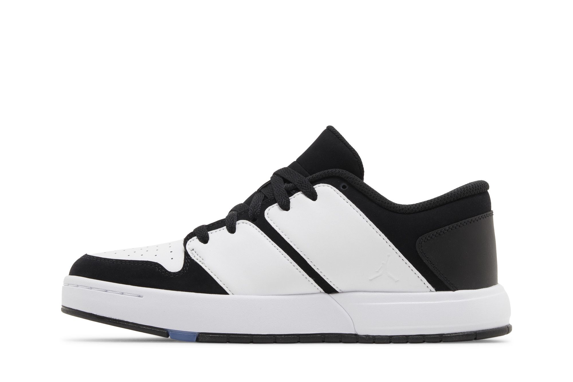 Lookbook Air Jordan NU Retro 1 Low ''White Black'' (Grade School) Kinder Schuhe FB4412-100