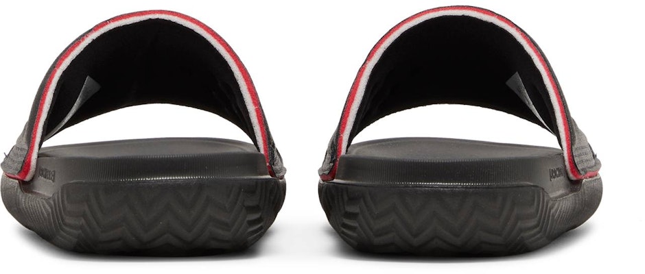 (Kanak-Kanak) Air Jordan Play Slide 'Hitam University Merah' DN3596-060 Details for (Kanak-Kanak) Air Jordan Play Slide 'Hitam University Merah' DN3596-060