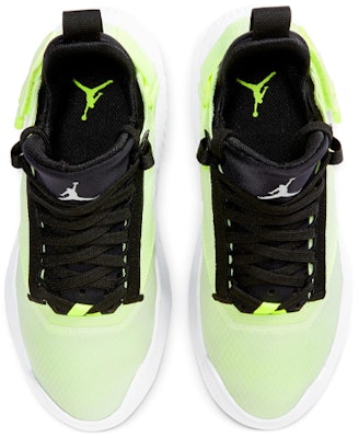 (Airesco Escolar) Air Jordan Proto 23 'Barely Volt' AT3176-700 Lookbook (Airesco Escolar) Air Jordan Proto 23 'Barely Volt' AT3176-700