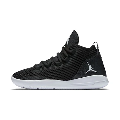 (GS) Jordan Reveal 'Black White'