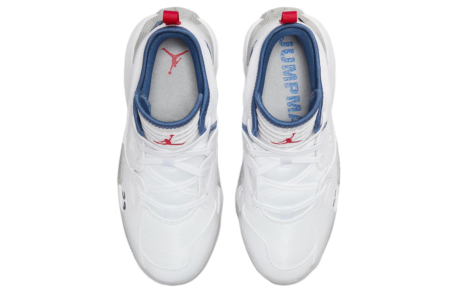 Shop (大童) Air Jordan Stay Loyal 2 '白色真实蓝' DQ8398-101