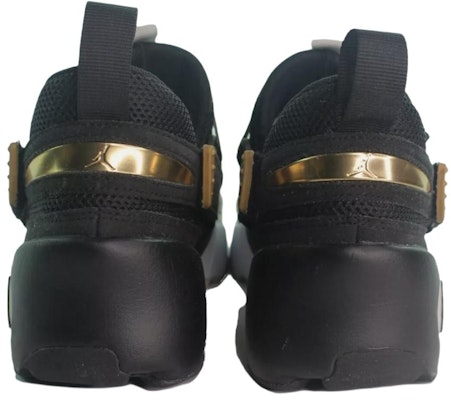 (Kanak-Kanak) Air Jordan Trunner LX BG 'Hitam Light Bone' 897996-031 Lookbook (Kanak-Kanak) Air Jordan Trunner LX BG 'Hitam Light Bone' 897996-031