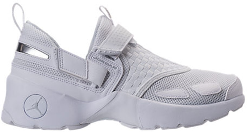 (Grade School) Air Jordan Trunner LX BG 'White' 897996-100