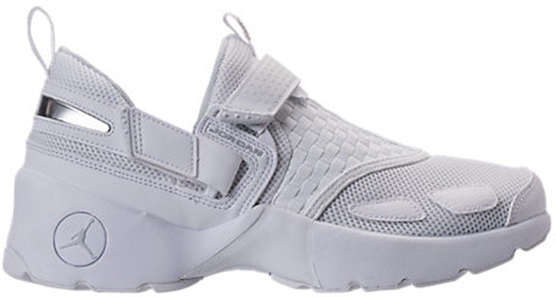air-jordan-trunner-lx-bg-white-gs