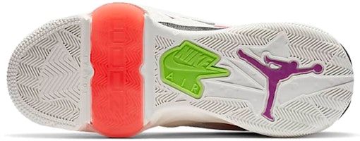 (小學)Air Jordan Zoom '92「白閃電猩紅」CN9138-100 Details for (小學)Air Jordan Zoom '92「白閃電猩紅」CN9138-100