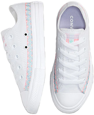 (Grade School) Converse Chuck Taylor All Star Low 'Pulsera Amistad - Blanco Nube' 667785F Shop (Grade School) Converse Chuck Taylor All Star Low 'Pulsera Amistad - Blanco Nube' 667785F