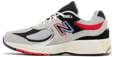 (New Balance Sekolah Rendah) DTLR x 2002R 'Virginia Is For Lovers' GC2002DV Lookbook (New Balance Sekolah Rendah) DTLR x 2002R 'Virginia Is For Lovers' GC2002DV