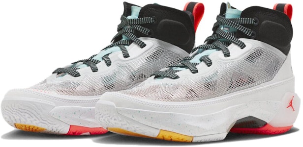 (Sekolah Dasar) Guo Ailun x Air Jordan 37 PF 'Silver Island Green' FJ4495-130 Lookbook (Sekolah Dasar) Guo Ailun x Air Jordan 37 PF 'Silver Island Green' FJ4495-130