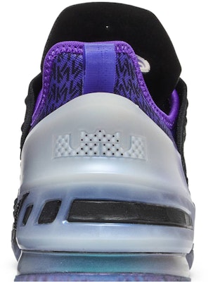 (Grade School) Kylian Mbappé x Nike LeBron 18 NRG 'The Chosen 2' CT4677-001 Sizing (Grade School) Kylian Mbappé x Nike LeBron 18 NRG 'The Chosen 2' CT4677-001