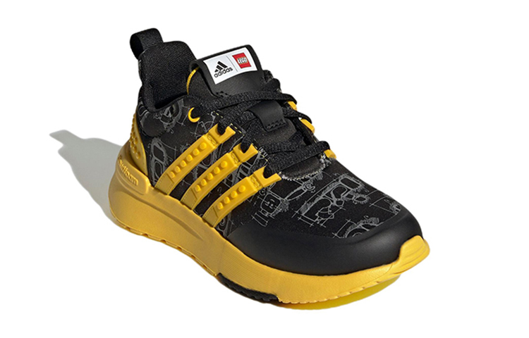Lookbook 年級學校 LEGO x adidas Racer TR '黑色設備黃' GX1997