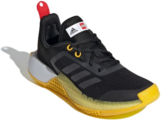 레고 x 아디다스 스포츠 '블랙 옐로우' (초등학생용) FX2863 Lookbook 레고 x 아디다스 스포츠 '블랙 옐로우' (초등학생용) FX2863