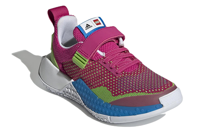Lookbook (Grade School) LEGO x adidas Sport Pro J ''Echte Magenta'' GW3016