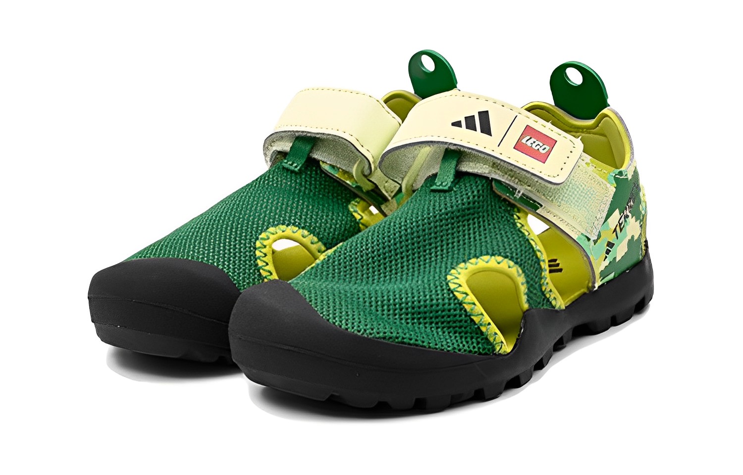 Lookbook (學齡) LEGO x adidas Terrex Captain Toey '核心綠光' HQ5847