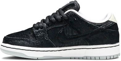 (PS) 메디콤 토이 x 나이키 SB 덩크 로우 '베어브릭' (초등학생) DC1630-001 Lookbook (PS) 메디콤 토이 x 나이키 SB 덩크 로우 '베어브릭' (초등학생) DC1630-001