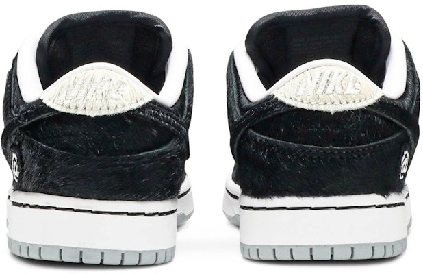 (Preschool) (Grade School) Medicom Toy x Nike SB Dunk Low 'BE@RBRICK' DC1630-001 Details for (Preschool) (Grade School) Medicom Toy x Nike SB Dunk Low 'BE@RBRICK' DC1630-001
