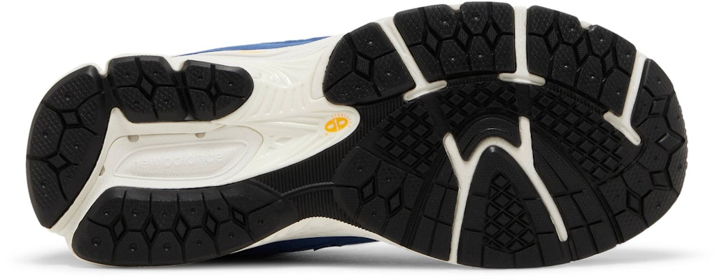 (Grade School) New Balance 2002R 'Blue Navy' GC2002EA Shop (Grade School) New Balance 2002R 'Blue Navy' GC2002EA