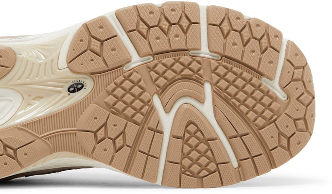 (Grade School) New Balance 2002R Big Kid Wide 'Timberwolf Mushroom' GC2002SI-W Purchase (Grade School) New Balance 2002R Big Kid Wide 'Timberwolf Mushroom' GC2002SI-W