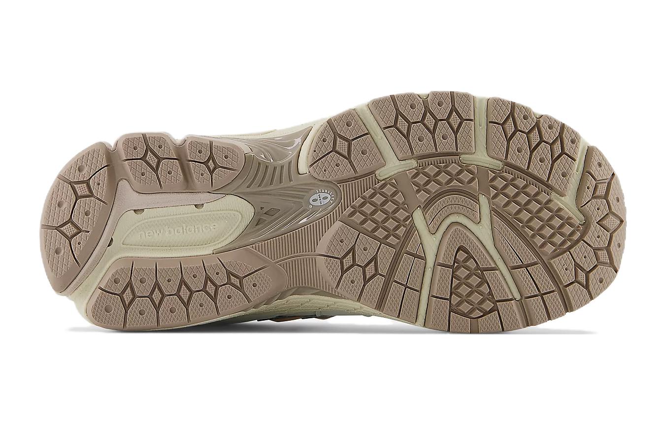 Shop (New Balance Kanak-Kanak) New Balance 2002R Anak Kecil 'Moonbeam Frappe' PC2002VF