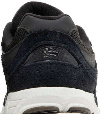 (Grade School) New Balance 2002R Wide 'Black Phantom' GC2002BK-W Sizing (Grade School) New Balance 2002R Wide 'Black Phantom' GC2002BK-W