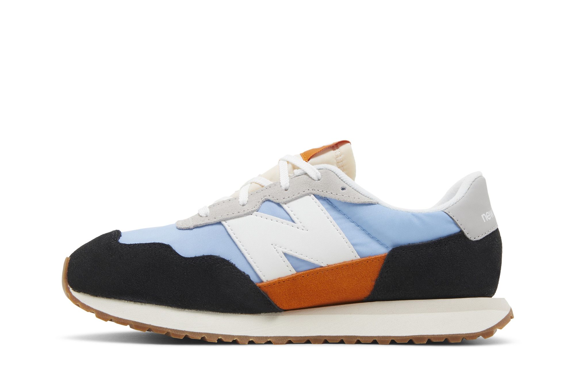Lookbook (New Kids) New Balance 237 ''Zwart Team Carolina'' GS237EF