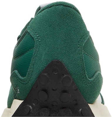 (New Balance Kanak-Kanak) 327 'Team Forest Green' GS327GB Sizing (New Balance Kanak-Kanak) 327 'Team Forest Green' GS327GB