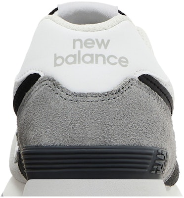 (New Balance Infantil) New Balance 574 'Blacktop Blanco Negro' GC574DA2 Sizing (New Balance Infantil) New Balance 574 'Blacktop Blanco Negro' GC574DA2