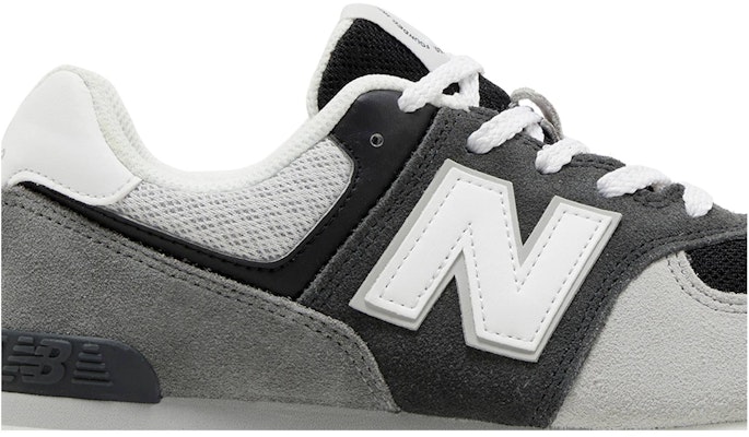 (New Balance Kanak-kanak) New Balance 574 Wide 'Hitam Putih' GC574DA2-W Order (New Balance Kanak-kanak) New Balance 574 Wide 'Hitam Putih' GC574DA2-W