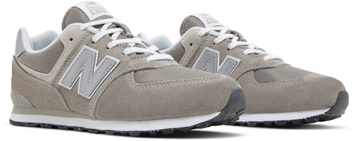 (New Balance Sekolah Rendah) 574 Wide 'Core Pack - Kelabu Putih' GC574EVG-W Cheap (New Balance Sekolah Rendah) 574 Wide 'Core Pack - Kelabu Putih' GC574EVG-W