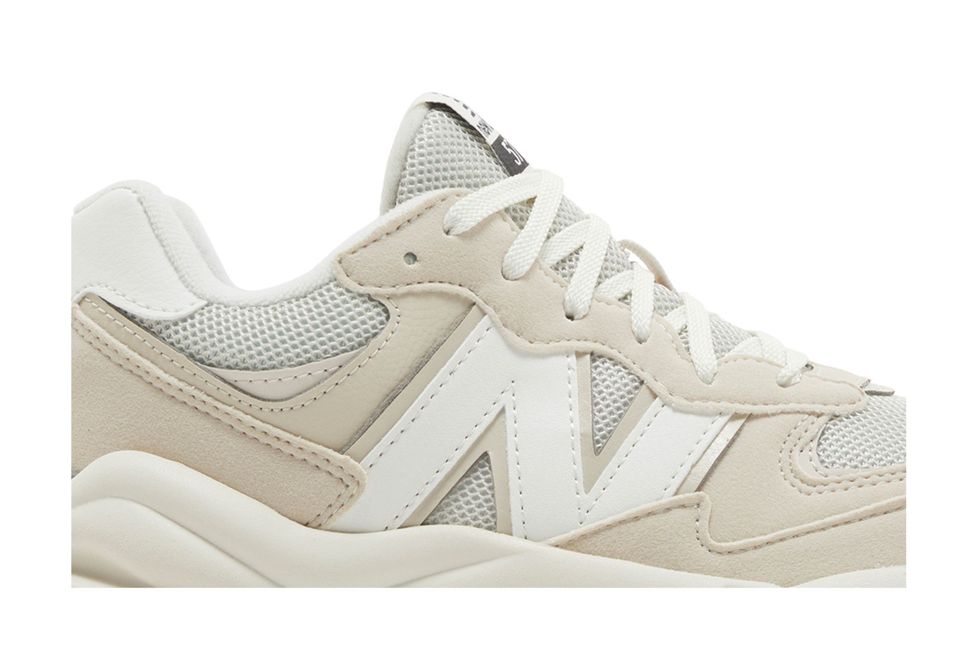 Order (Sekolah Dasar) New Balance 57/40 'Moonbeam' GC5740VD