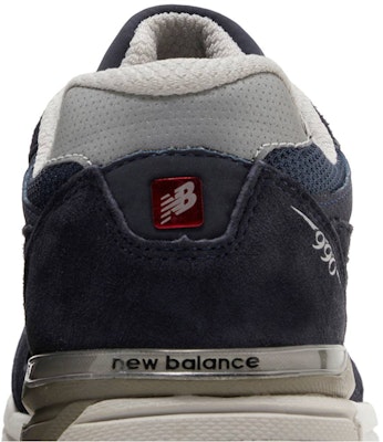 (Grade School) New Balance 990v3 'Navy' GC990NB3 Sizing (Grade School) New Balance 990v3 'Navy' GC990NB3