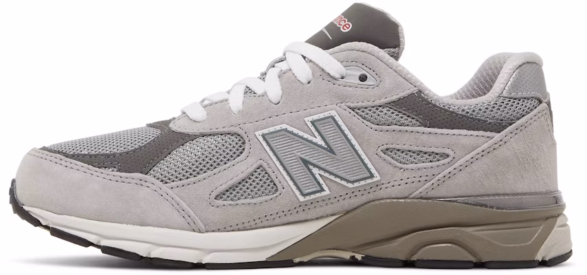 (Grade School) New Balance 990v3 Wide 'Grey' GC990GY3-W Lookbook (Grade School) New Balance 990v3 Wide 'Grey' GC990GY3-W