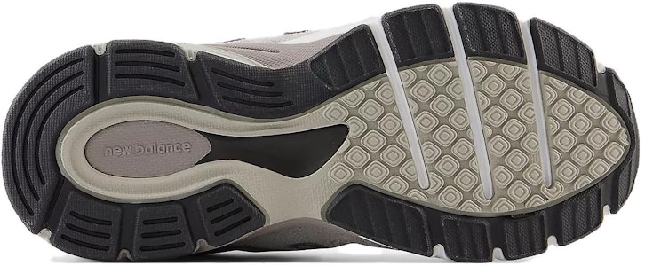 (New Balance Anak) New Balance 990v4 Anak 'Abu-abu Kool Silver Filigree' PC990GR4 Shop (New Balance Anak) New Balance 990v4 Anak 'Abu-abu Kool Silver Filigree' PC990GR4