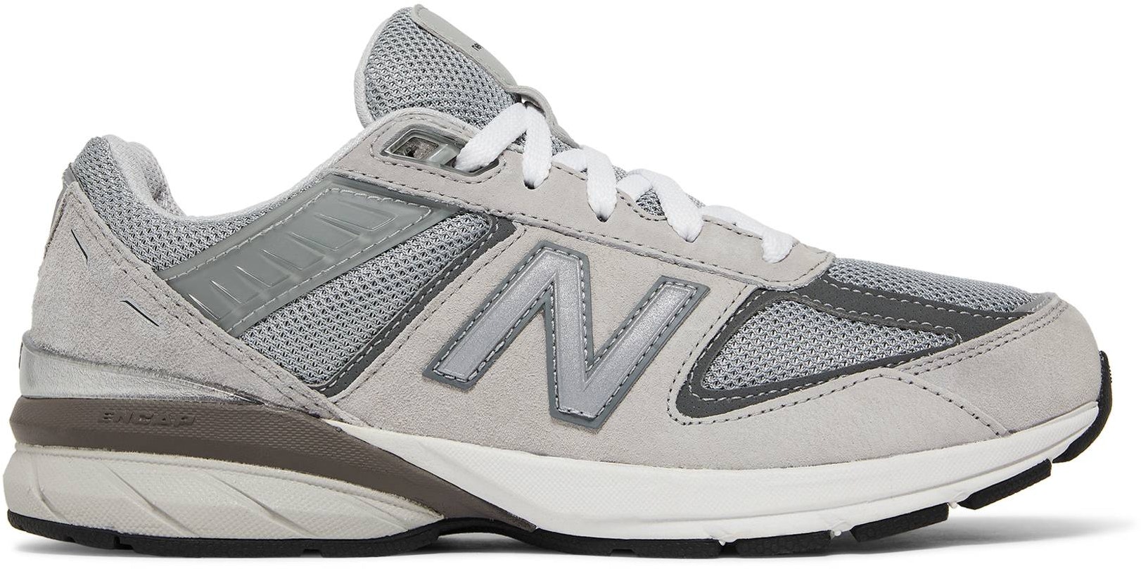 Grade school new balance 990v5 clearance
