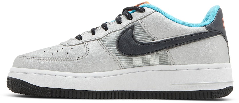 (Sekolah Rendah) Nike Air Force 1 'Sky Nike' CW6011-001 Lookbook (Sekolah Rendah) Nike Air Force 1 'Sky Nike' CW6011-001