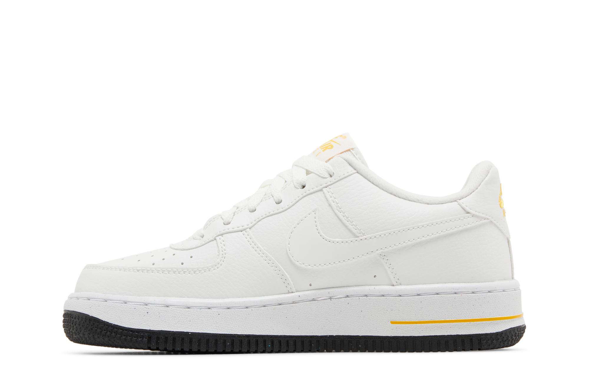 Lookbook (Sekolah Rendah) Nike Air Force 1 Impact Next Nature 'Putih University Gold' DZ6756-100