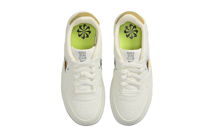 Shop (Kanak-Kanak) Nike Air Force 1 Low '07 LV8 Next Nature 'Sun Club - Sirip Jerung Putih' DQ7690-100