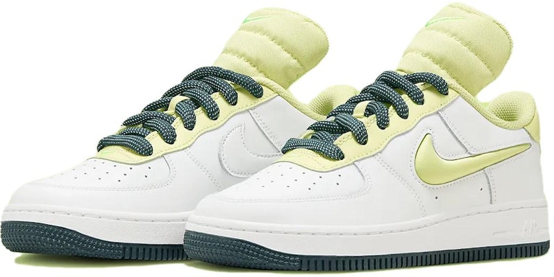 (초등학생) 나이키 에어포스 1 로우 '푹신 텅' FB7402-100 Lookbook (초등학생) 나이키 에어포스 1 로우 '푹신 텅' FB7402-100