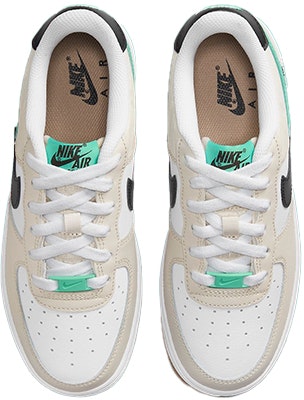 (Anak-Anak) Nike Air Force 1 Low 'Spliced Swoosh' DX6062-101 Shop (Anak-Anak) Nike Air Force 1 Low 'Spliced Swoosh' DX6062-101