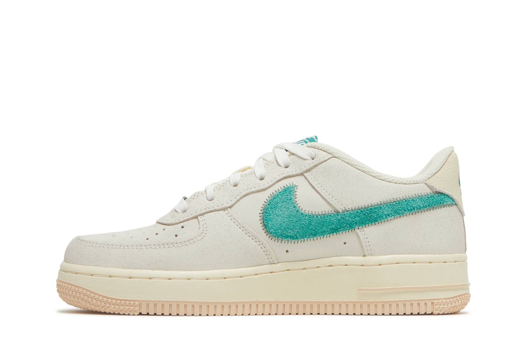 Lookbook (Kanak-Kanak Sekolah) Nike Air Force 1 Low 'Ujian Masa' DO5877-100
