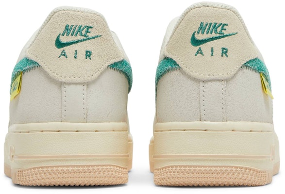 (Kanak-Kanak Sekolah) Nike Air Force 1 Low 'Ujian Masa' DO5877-100 Details for (Kanak-Kanak Sekolah) Nike Air Force 1 Low 'Ujian Masa' DO5877-100